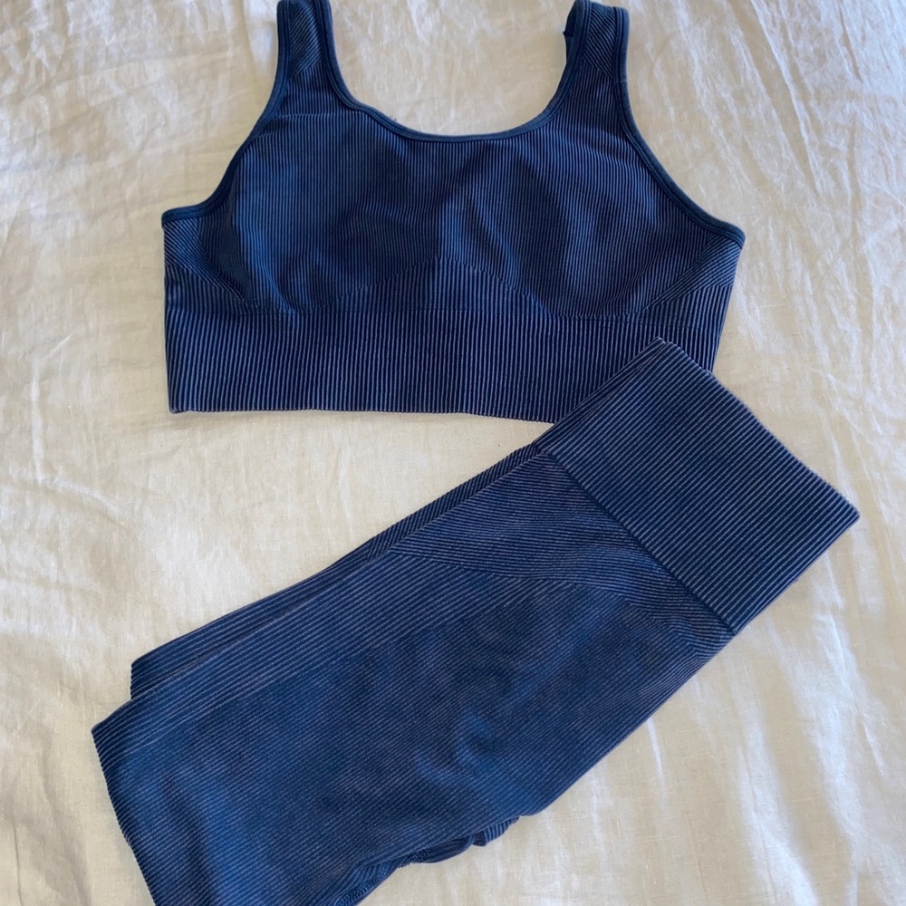 Ribbed workout set